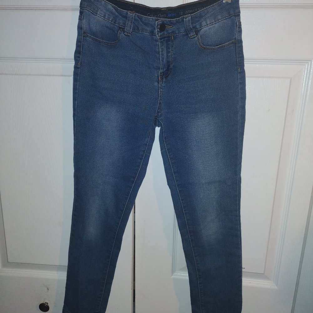 Size 12 girls blue jeans